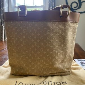 Louis Vuitton Lucille GM